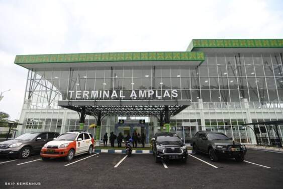 Foto: Terminal Terpadu Amplas Kota Medan, Sumatera Utara.