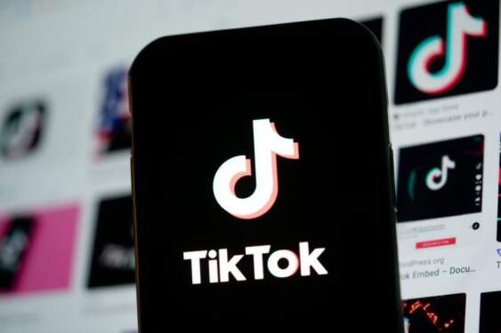 TikTok kembali beroperasi di AS beberapa jam usai ditangguhkan.