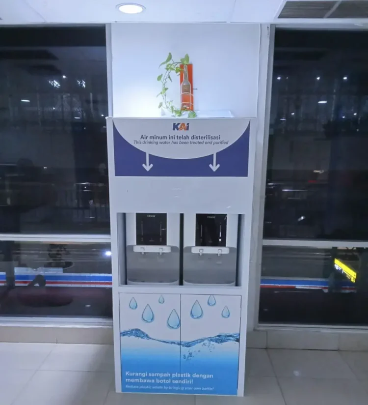 Foto: PT KAI Divisi Regional (Divre) I Sumatera Utara menyediakan fasilitas water station untuk digunakan secara gratis oleh pengguna kereta api.(Dok:KAI Divre I SU)