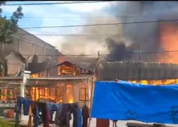 9 Rumah di Toba Hangus Terbakar