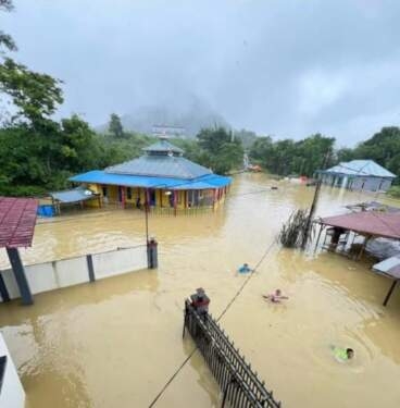 Banjir di Kabupaten Sanggau, Kalimantan Barat. 
