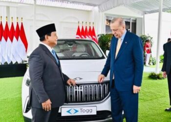 Presiden Prabowo Dapat Hadiah Mobil Listrik Togg T10X