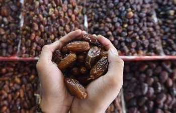 Jelang Ramadan, 16.426 Ton Kurma Impor Masuk Indonesia