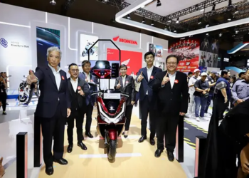 Foto: Kecanggihan Honda PCX 160 RoadSync dan Motor Listrik Futuristik di IIMS 2025 3