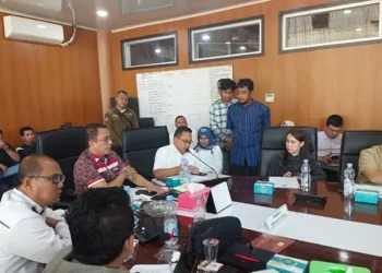 Foto: DPRD Medan Minta Satpol-PP Bongkar Tembok Perumahan The City View 2