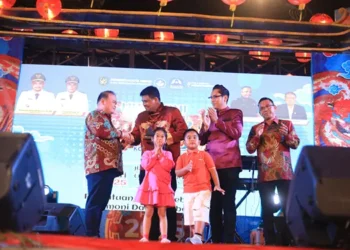 Foto: Semarak Harmoni Imlek 2025, Bobby Ajak Masyarakat Terus Hidup Bergandengan Dalam Keberagaman 3