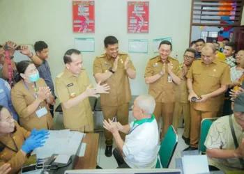 Foto: Pj Gubsu Bersama Bobby Launching PKG di Puskesmas PB Selayang II 1