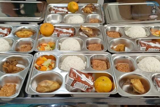 Foto: Program makan bergizi gratis tetap berjalan selama bulan Ramadan.