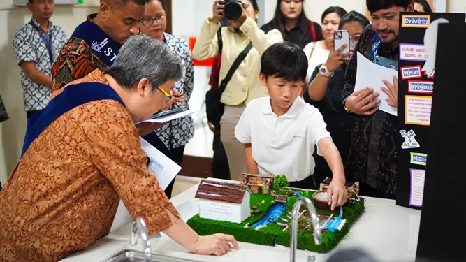 STEAM Expo 2025 diharapkan dapat terus menginspirasi para siswa untuk memberikan kontribusi yang berarti bagi dunia yang lebih hijau dan lebih inovatif.(Dok:Sampoerna Academy)