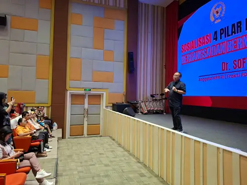 Sofyan Tan pada Sosialisasi 4 Pilar Berbangsa dan Bernegara MPR RI bersama 250 lebih guru dan kepala sekolah dari Deli Serdang, Sabtu (22/02).(Istimewa)