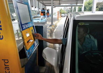 Begini Instruksi Prabowo Soal Penurunan Tarif Tol-Tiket Pesawat