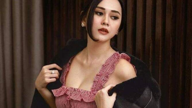 Aura Kasih.