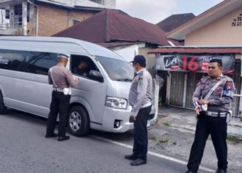 Razia Mobil Plat Hitam di Medan Bawa Penumpang Umum