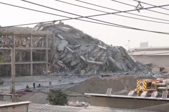 80 orang lebih tertimbun reruntuhan gedung akibat gempa di Bangkok.