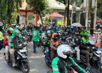 Grab & Gojek Buka Suara soal ‘THR’ Rp 50.000