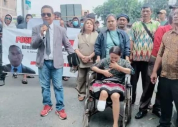 Massa Demo Tuntut Pemko Medan Tutup RS Mitra Sejati