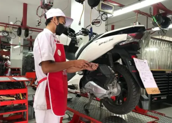Foto: Sambut Lebaran, Honda Semangat Berbagi Berkah di AHASS 6