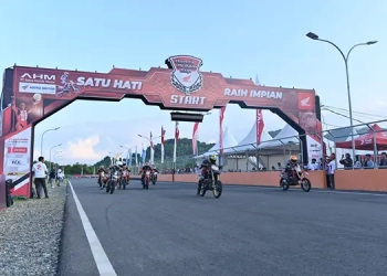 Foto: Ajak Pecinta Balap Melesat di Sirkuit, Honda Dream Cup Buka Kelas Baru Vario 160 6