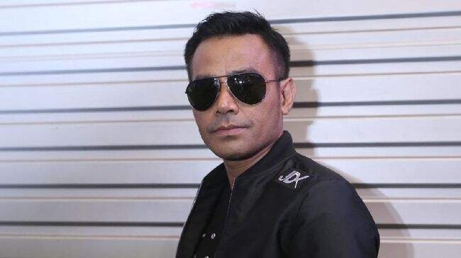 Judika mengaku jadi enggan menyanyikan lagu Dewa 19. 