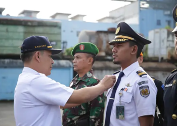 Foto: Jelang Arus Mudik, KAI Divre I Sumut Apel Pasukan untuk Pelayanan Optimal 8