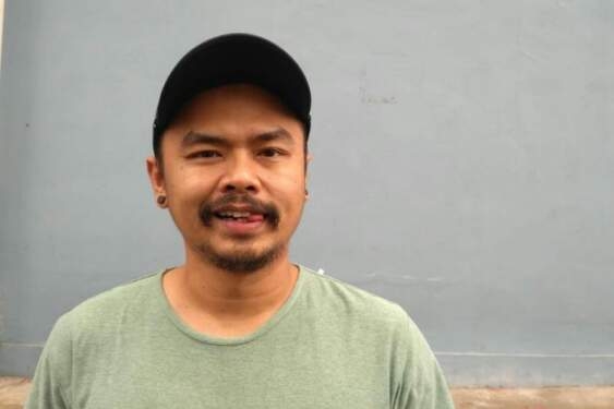 Komedian dan presenter Wendi Cagur.