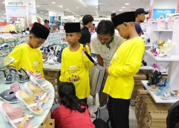 PT Pertamina Patra Niaga Regional Sumbagut melaksanakan program SEBARAN (Semangat Berbagi Baju Lebaran) di Kota Medan, Selasa (18/3).(Dok:Pertamina Sumbagut)