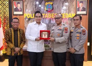 Foto: Rico Waas Ajak Kapolrestabes Medan Kolaborasi Berantas Judol dan Narkoba 2