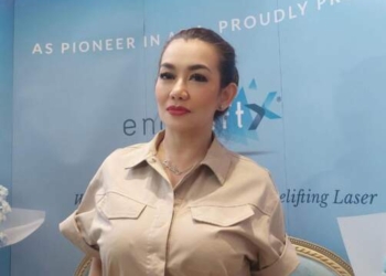 Reza Artamevia Antusias Sambut Cucu Pertama