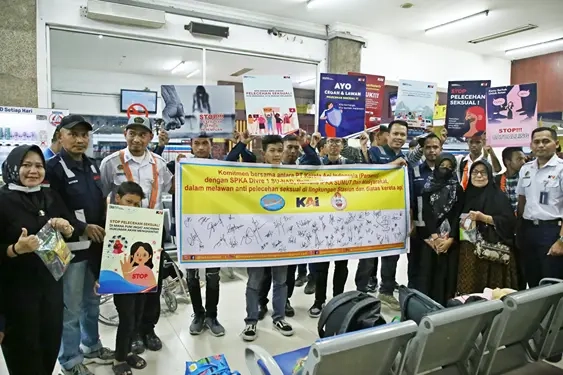 KAI Sumut bekerja sama dengan komunitas IPKA Sumut mengadakan sosialisasi anti pelecehan seksual di Stasiun Medan pada Rabu (26/3).(Dok:KAI Divre I SU)