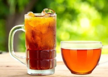 Buka Puasa Pakai Es Teh atau Teh Hangat, Mana Lebih Baik? Ini Penjelasannya