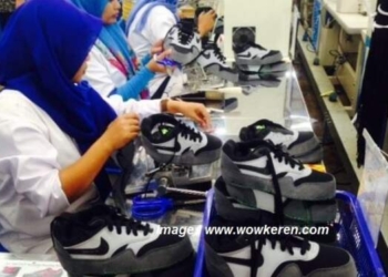 2 Pabrik Sepatu PHK Ribuan Karyawan
