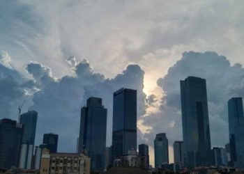 Cuaca Hari Ini: Medan Berawan, Kota Lain Dilanda Hujan