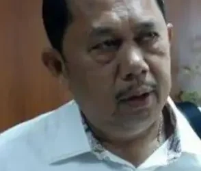 Foto: Warga Simalingkar B Keluhkan Jalan Berlobang 5