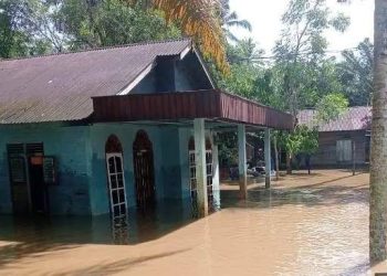 Ratusan Rumah-Sekolah dan Kantor di Tapteng Kebanjiran