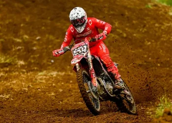 Lawan Trek Ekstrem, CRF Melesat Raih Podium di Kejurnas Motocross Wonosobo
