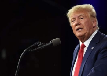 Trump Ancam Serang Iran dengan Bom