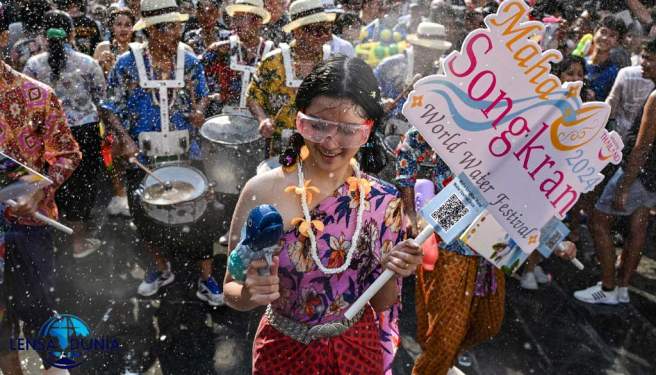 Foto: Festival Songkran di Thailand.