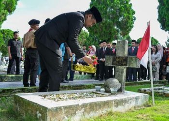 HUT Ke-76 Provinsi Sumut, Bobby Nasution Pimpin Ziarah ke Makam Pahlawan