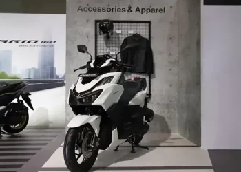 Foto: Jadi Pusat Perhatian, Aksesoris Honda Vario 160 Dukung Gaya Berkendara 1