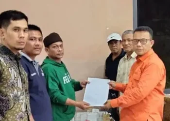 Foto: Datuk Iskandar Muda Siap Bantu Warga Realisasikan Pembangunan Jalan dan Jembatan 4