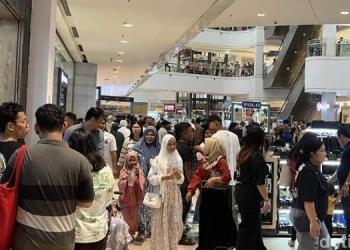 Mal di Medan Dipadati Pengunjung