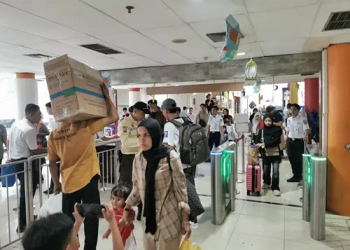 KAI Divre I SU mencatat pada Hari-H lebaran yakni 31 Maret 2025, sebanyak 9.800 penumpang menggunakan kereta api di Sumut.(Dok:KAI Divre I SU)