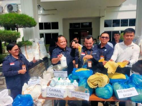 Foto: BBPOM Medan menemukan mi yang mengandung formalin berasal dari Pematangsiantar.