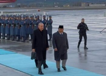 Tiba di Turki, Prabowo Disambut Langsung Presiden Erdogan