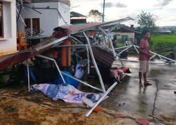 Puting Beliung Terjang Taput dan Sergai, Puluhan Rumah Rusak