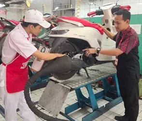 Foto: Rawat Motor Kesayangan, Program Istimewa AHASS Manjakan Kartini Sumut 5