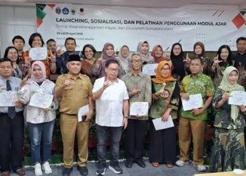 Foto: Sofyan Tan: Modul Ajar Tentang Lingkungan Sasarannya ke Sekolah-Sekolah Elit 6