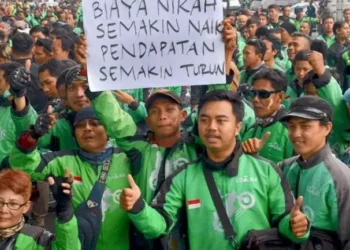 Foto: Pemerintah Provinsi Segera Susun Peraturan Terkait Ojek Online di Sumatera Utara 2
