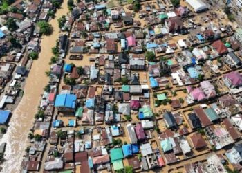Banjir Besar Akibat Hujan Deras, 119 Orang Tewas