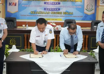 Foto: KAI - Kejari Binjai Teken Kerja Sama Masalah Hukum Perdata dan Tata Usaha Negara 4
